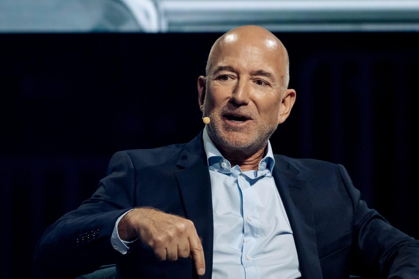 Jeff Bezos commits himself to make ‘three good decisions a day,’ inspired by Warren Buffett’s philosophy of making smart choices