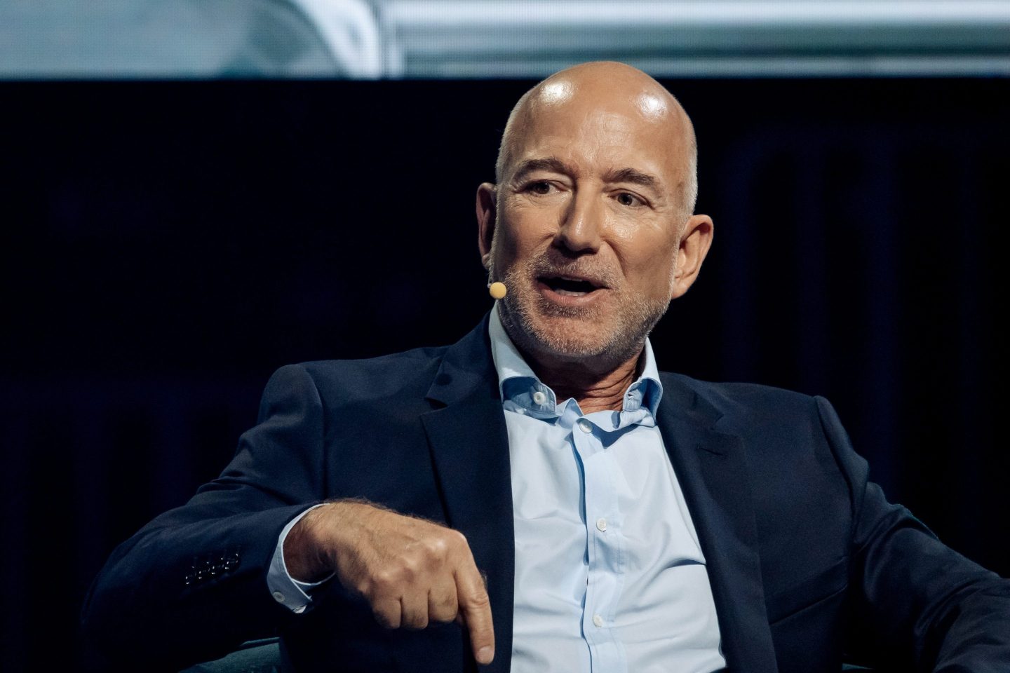 Jeff Bezos commits himself to make ‘three good decisions a day,’ inspired by Warren Buffett’s philosophy of making smart choices