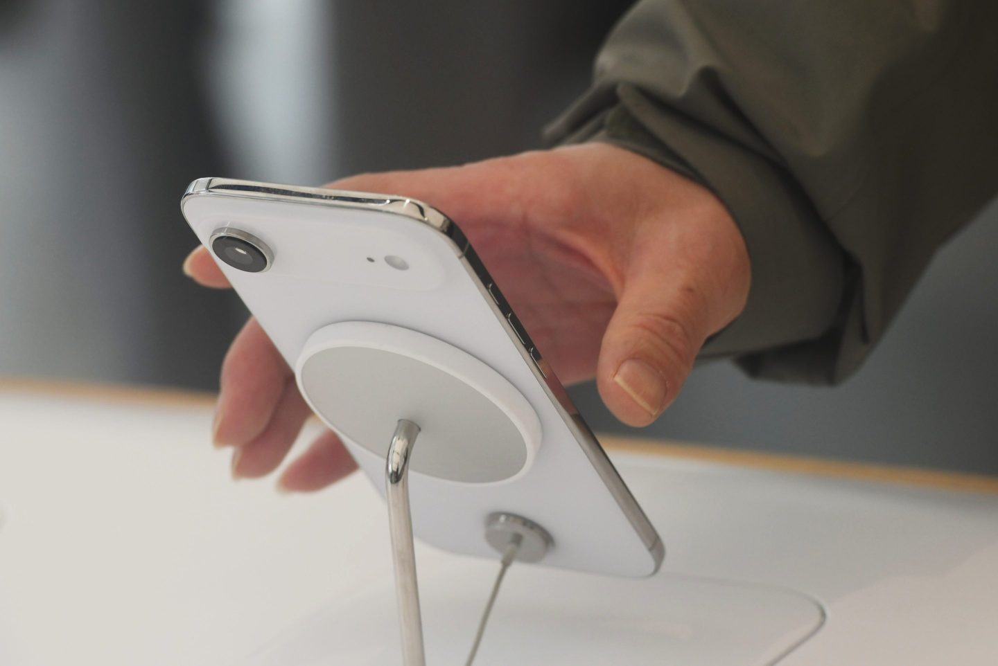 Apple prepares second-generation iPhone Air for spring 2027