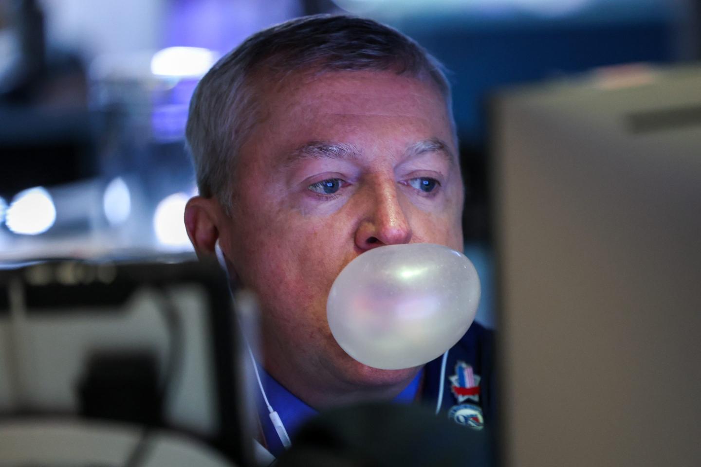 ‘Yet another way in which 2026 is looking like 1999’: Top analyst fears bubble popping with investors and Wall Street out over their skis