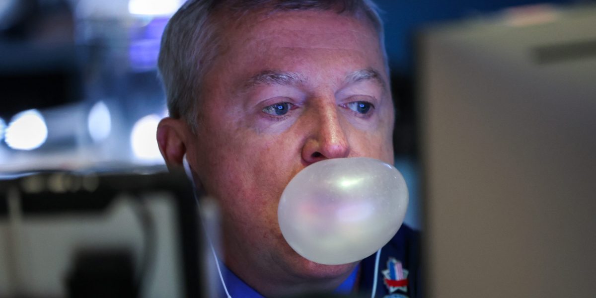 Top analyst fears bubble popping with investors and Wall Street out over their skis