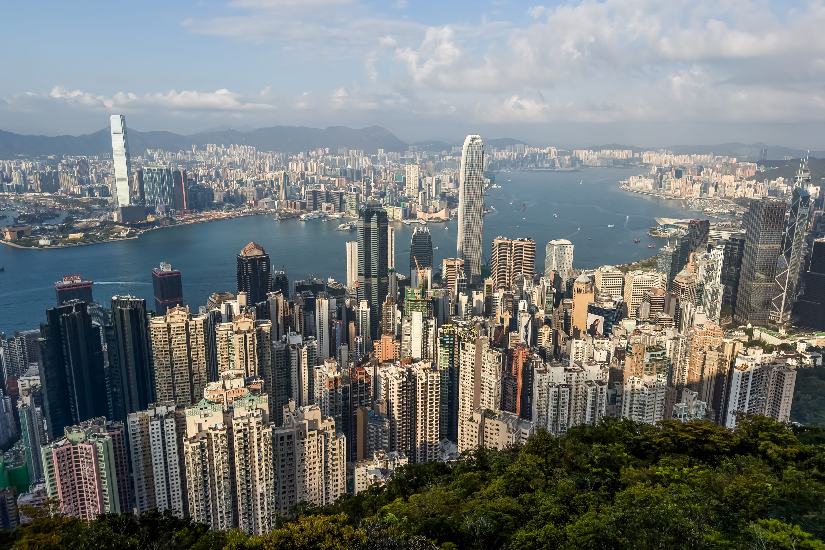fortune.com - Nicholas Gordon - AXA launches a new insurance and wealth platform for HNWIs as Hong Kong wealth surges past Switzerland