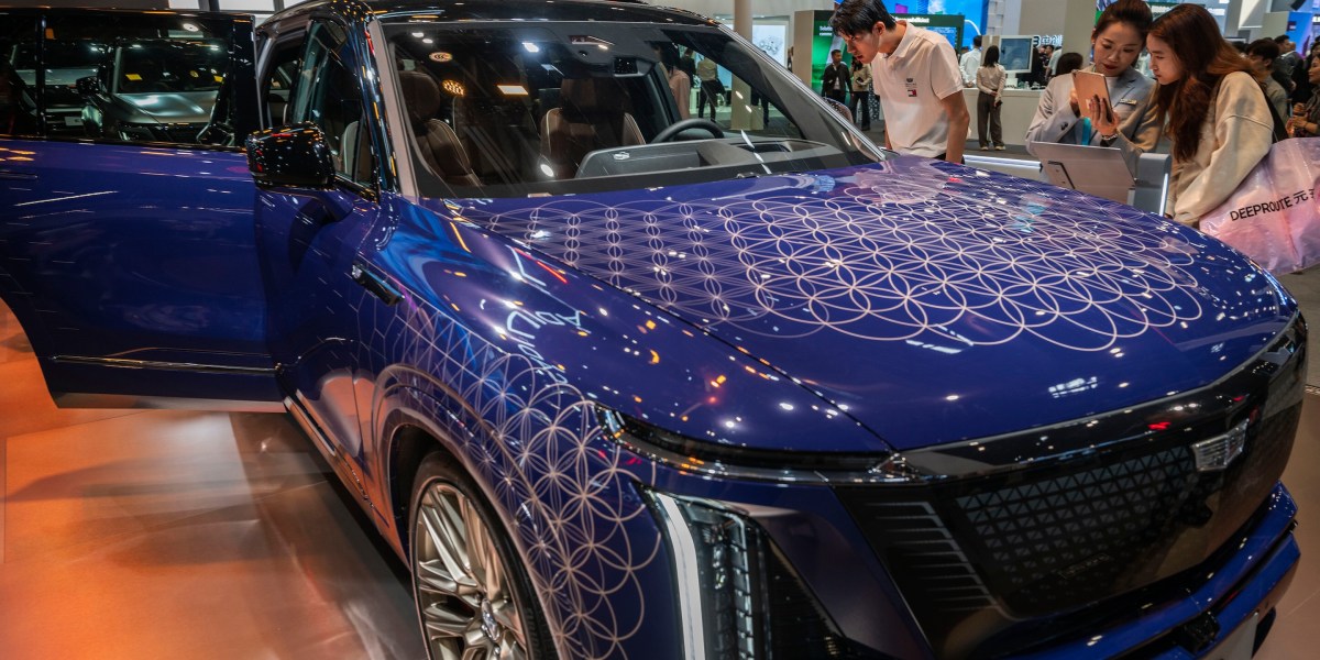 Jaringan listrik Amerika goyah. General Motors menyamar sebagai utilitas tersebar.