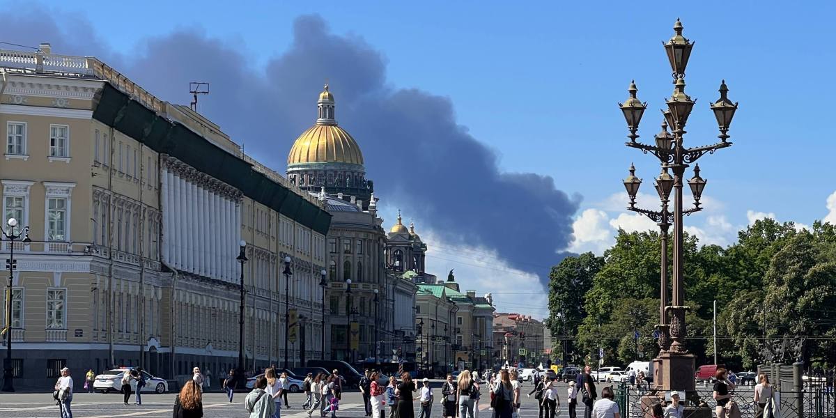 Dana Putin untuk perangi Ukraina menipis, bahan bakar di Krimea pendudukan Rusia pun terkuras.