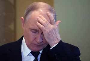 The end of Putin’s regime will spring from war spending chaos, former central bank advisor says, amid military mutiny threat and fuel-shortage brawls