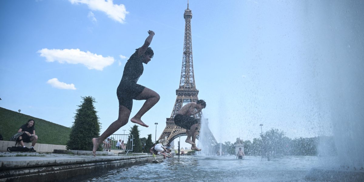 https://fortune.com/img-assets/wp-content/uploads/2026/06/GettyImages-2282258494-e1782225688836.jpg?resize=1200,600