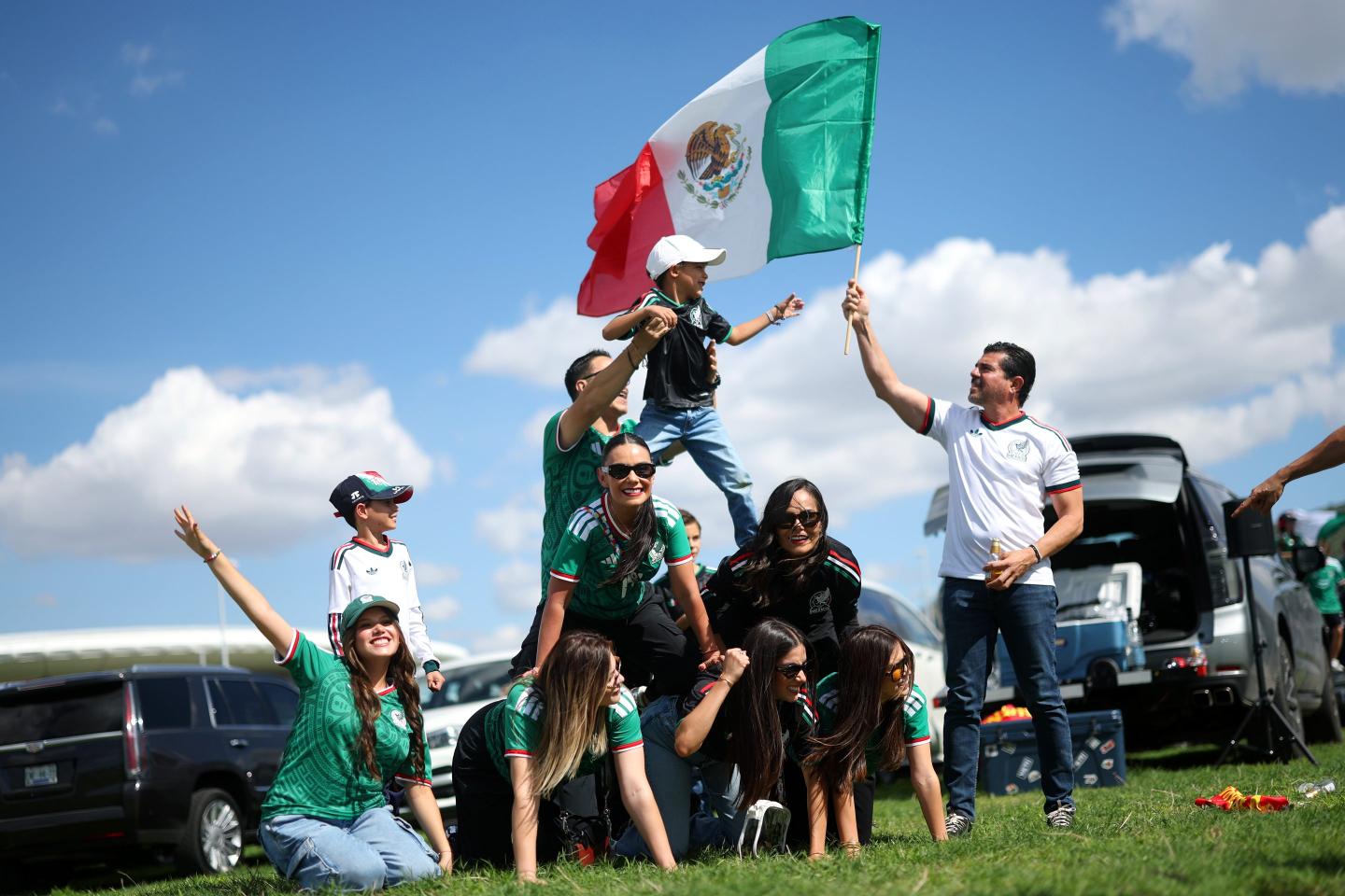 mex