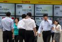 Should you go to work during a heat wave? Your productivity suffers, and GDP tanks when it’s hot