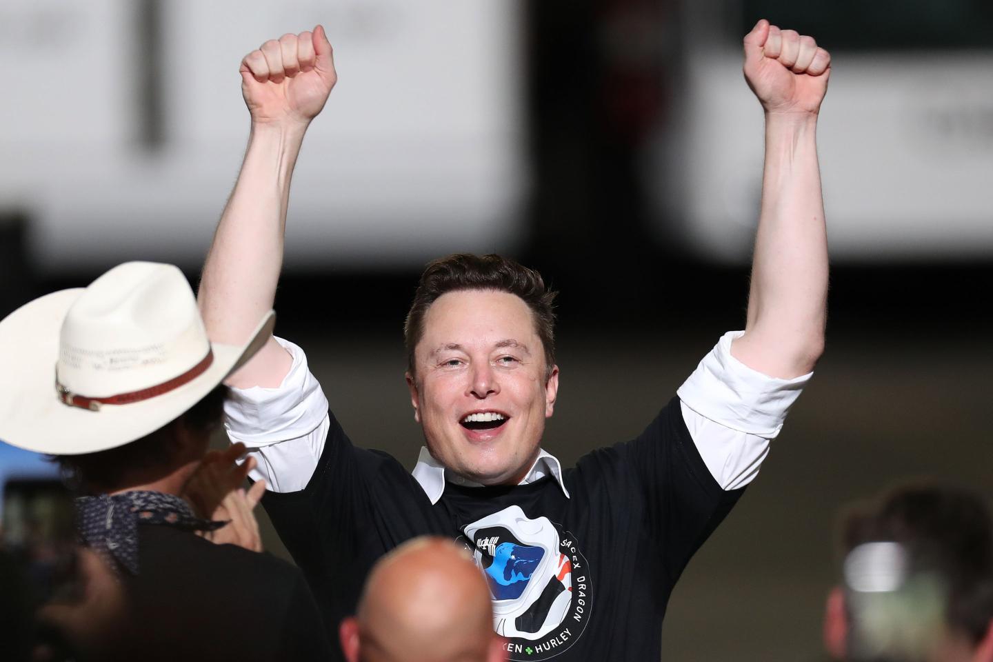 Meet the SpaceX employees who are set to become multimillionaires thanks to its IPO: from execs to even welders
