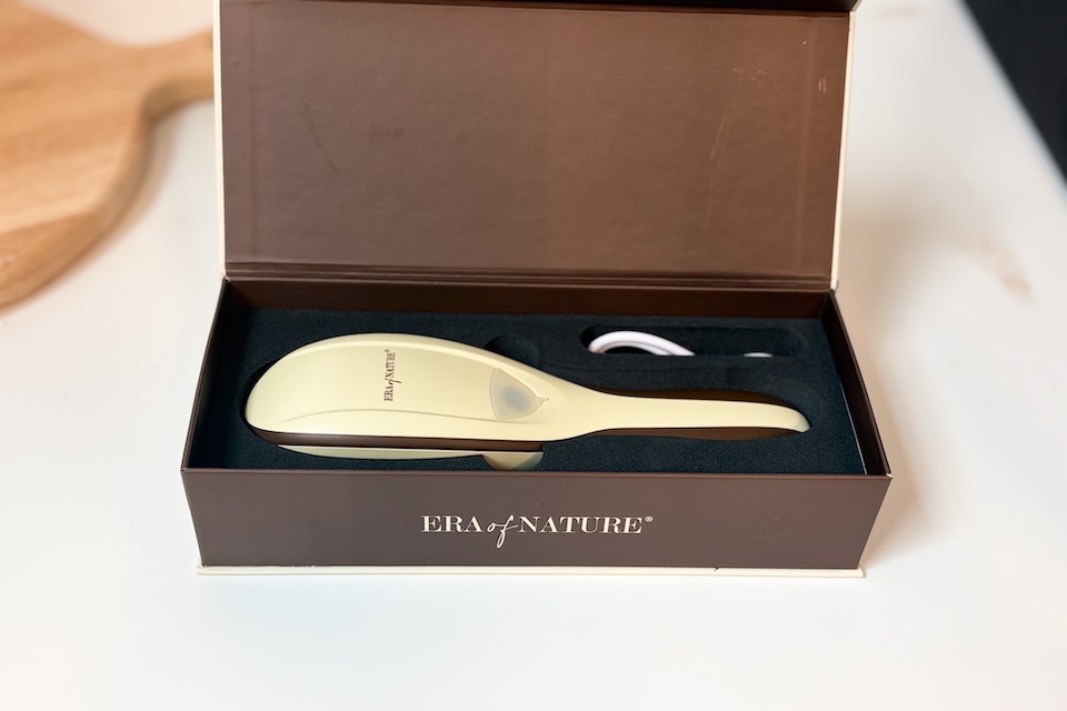 Era of Nature as best scalp massager for hair growth