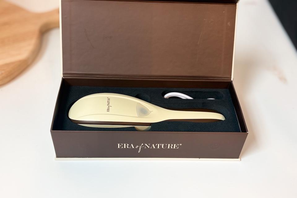 Era of Nature as best scalp massager for hair growth