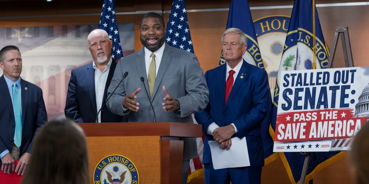 Trump-backed hopeful to succeed DeSantis unveils plan to protect local water, electricity from data centers Trump-backed hopeful to succeed DeSantis unveils plan to protect local water, electricity from data centers