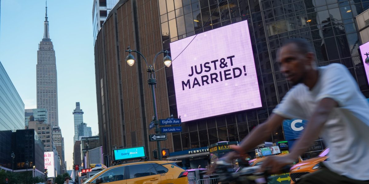 Taylor Swift and Travis Kelce Get Married at Madison Square Garden Taylor Swift and Travis Kelce Get Married at Madison Square Garden