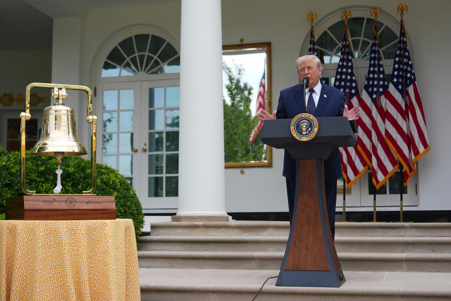 Trump is building a helipad with ‘carved granite’ White House seal to handle new presidential choppers