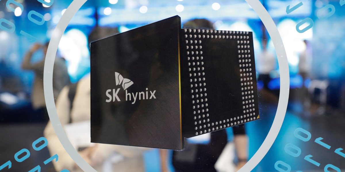 Memory chip giant SK Hynix jumps nearly 13% in Wall Street debut as AI frenzy powers biggest initial share sale in the U.S. by a foreign company