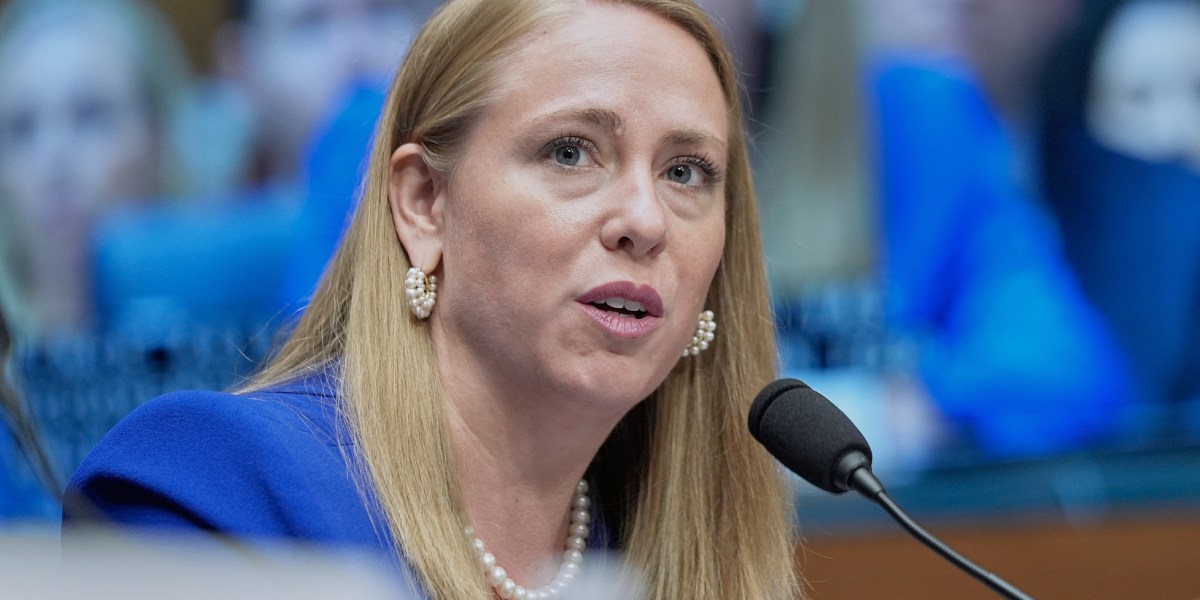 Federal civil rights agency votes to scrap 60-year-old workforce diversity reporting rule