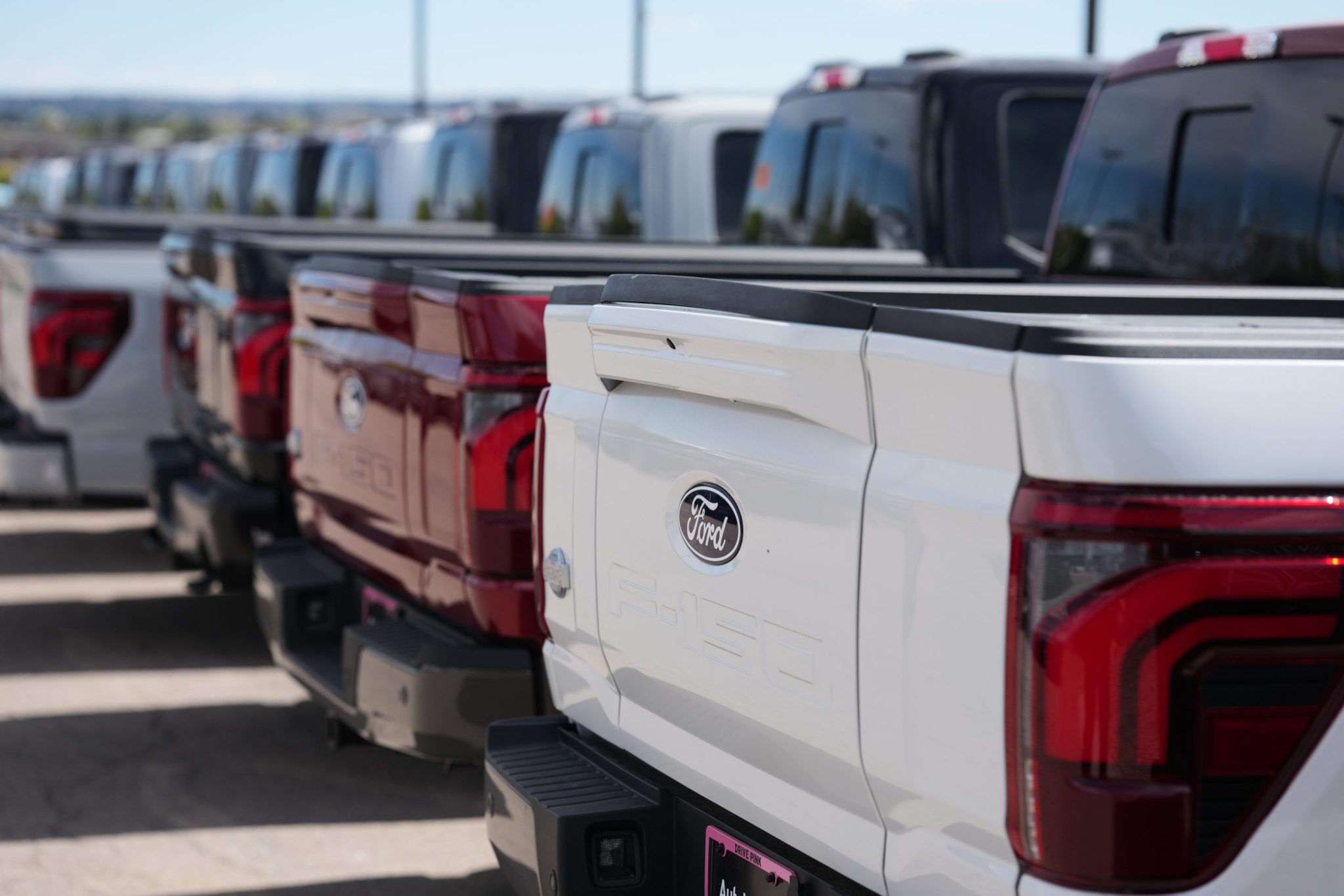 Ford’s F-150 now doubles as a $1,100 home backup generator