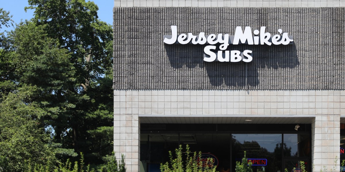 Jersey Mike’s tests how far investors will stretch on restaurant IPO valuations Jersey Mike’s tests how far investors will stretch on restaurant IPO valuations