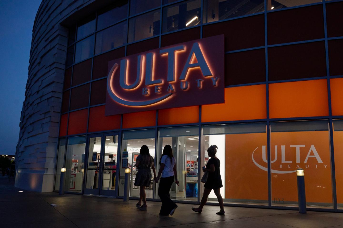 Ulta is betting $400 million that an NYC megastore will help it compete with Sephora—and that flagships still work