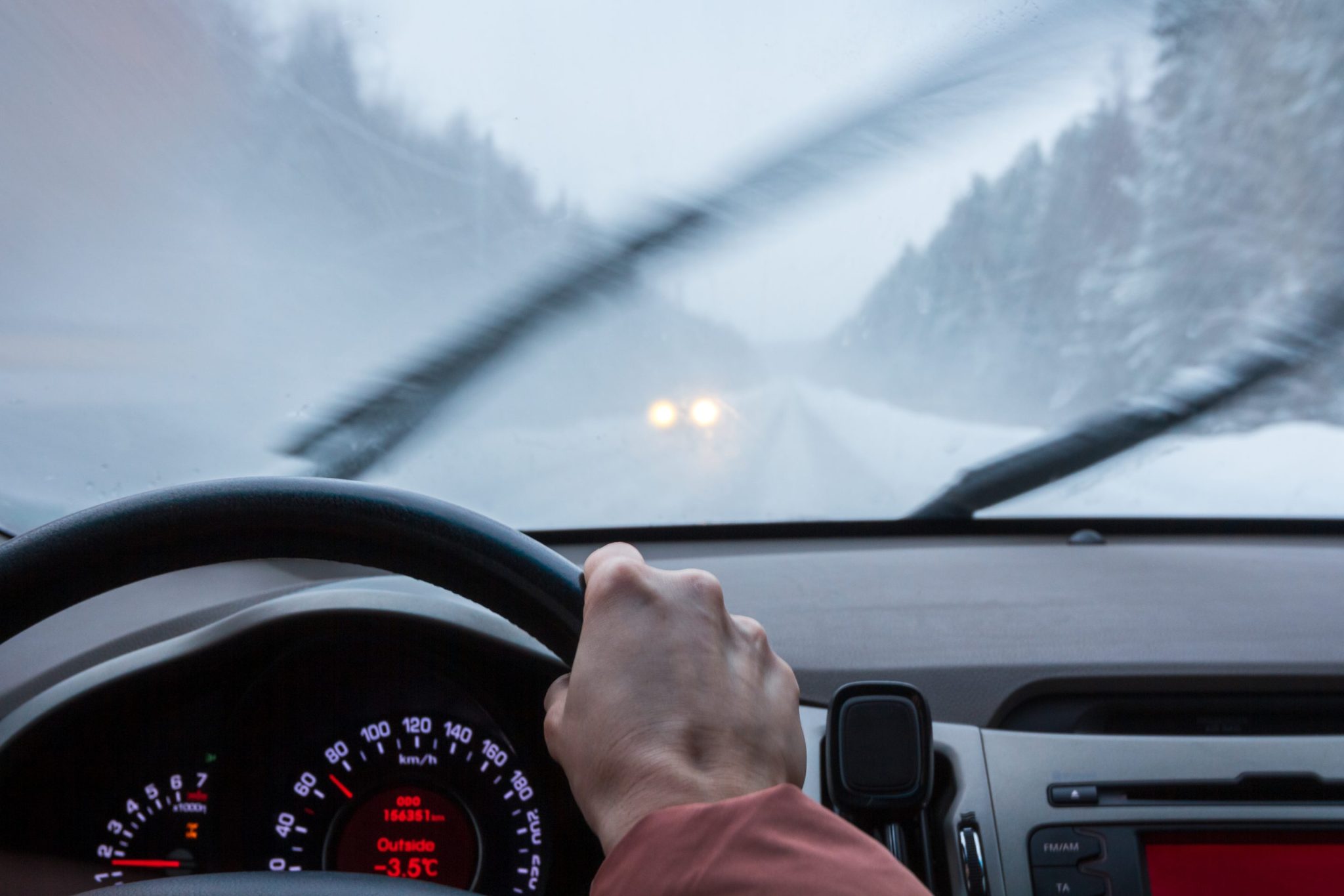 ‘We are driving in the fog’: Hundreds of economists admit they’re flying blind on AI