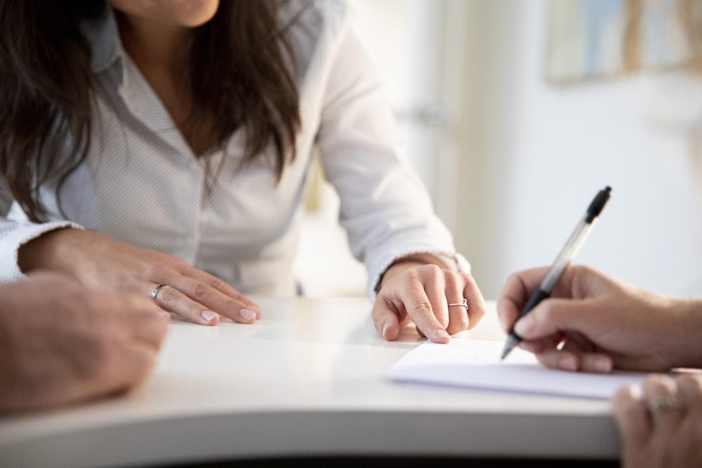 Should you pay for mortgage points? A guide to saving on your interest rate