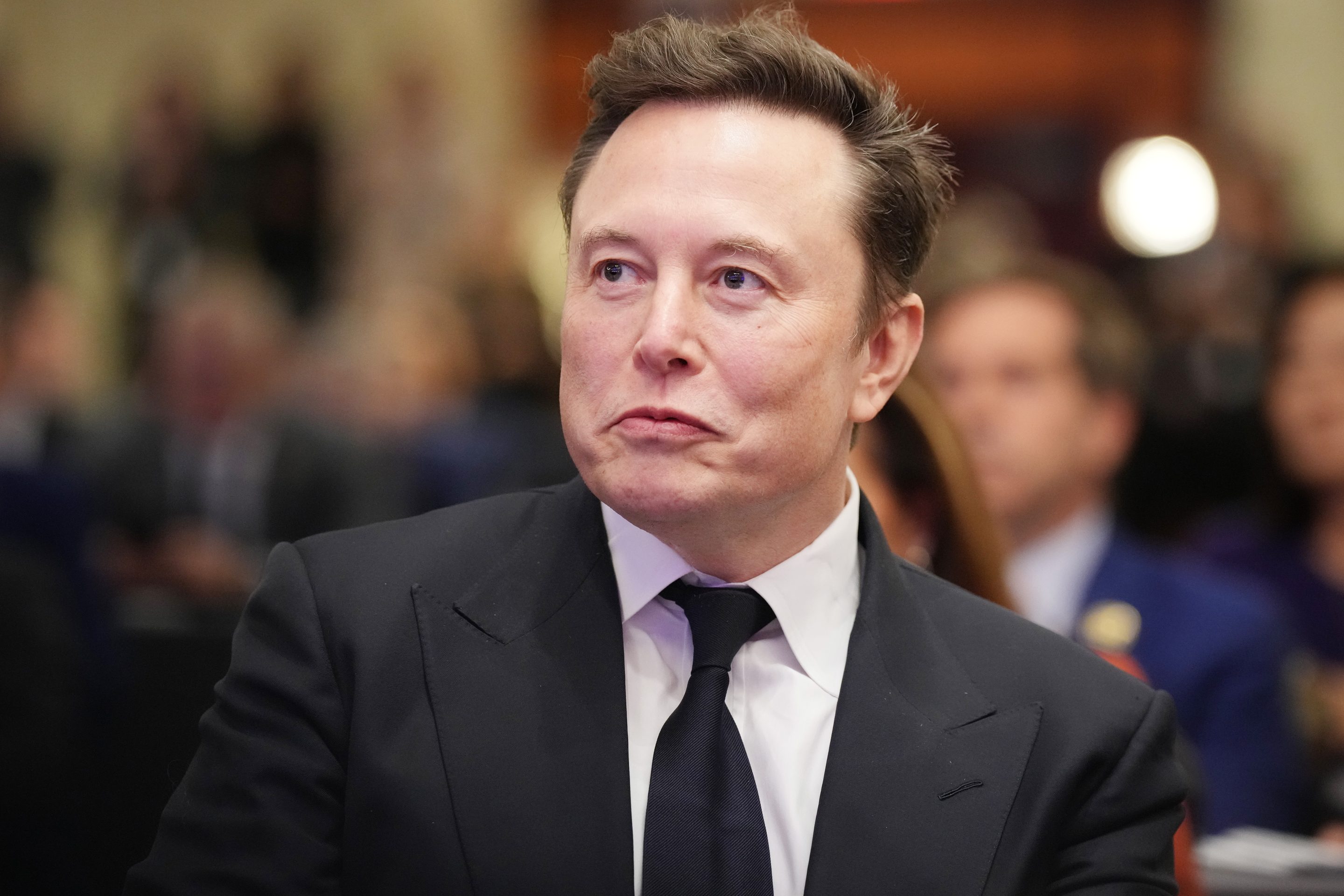 fortune.com - Marco Quiroz-Gutierrez - Elon Musk says OpenAI, Anthropic and rival labs should review frontier AI models before release, with government intervention as a last resort