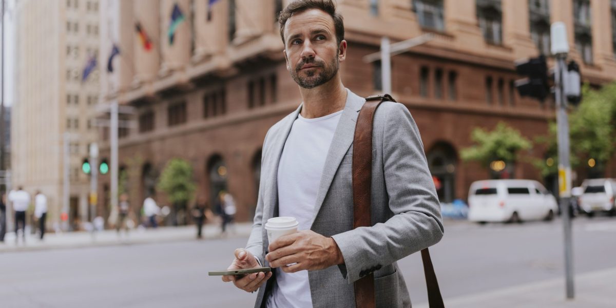 AI start-ups are snubbing entry-level talent in favor of Silicon Valley men with top degrees, research shows