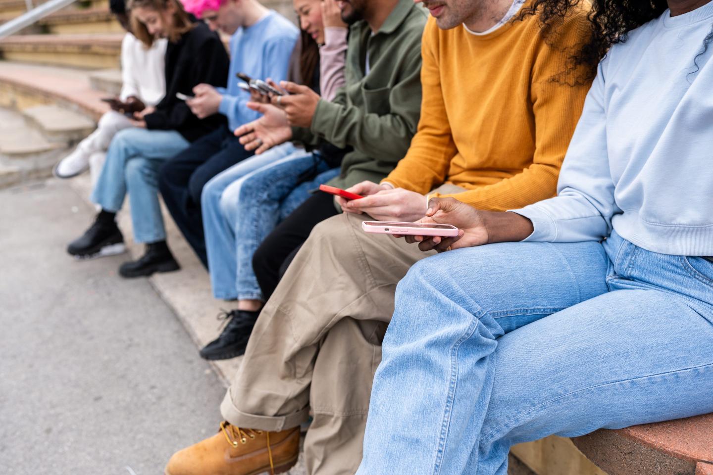 Americans are quietly abandoning the daily habit that billionaires say set them up for success—and it could have lasting consequences