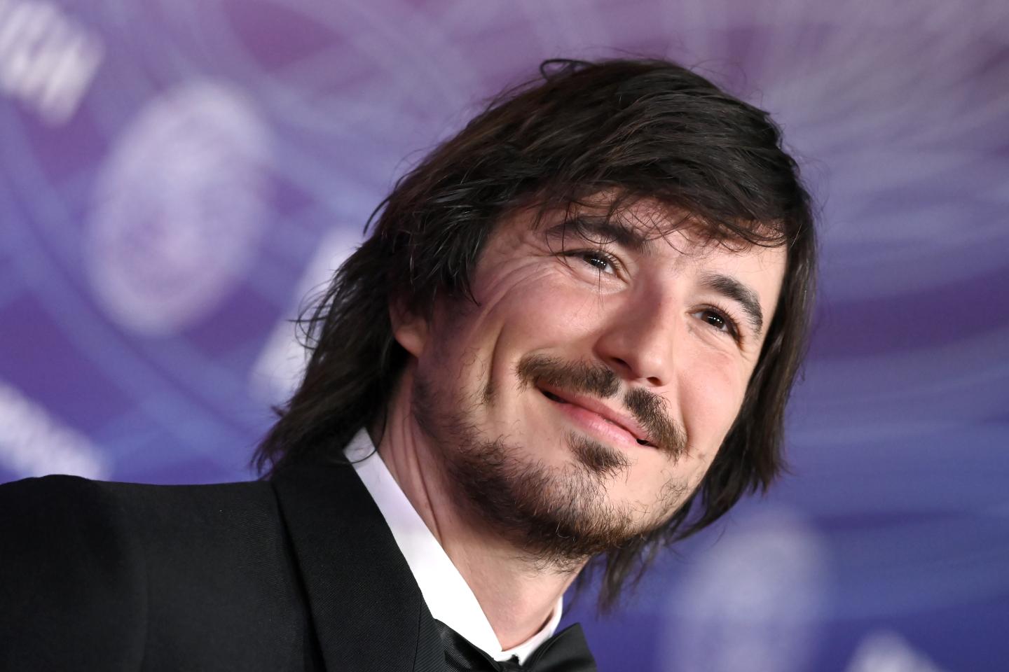 Robinhood built a blockchain for real-world assets. Memecoin traders showed up for the cat coin instead