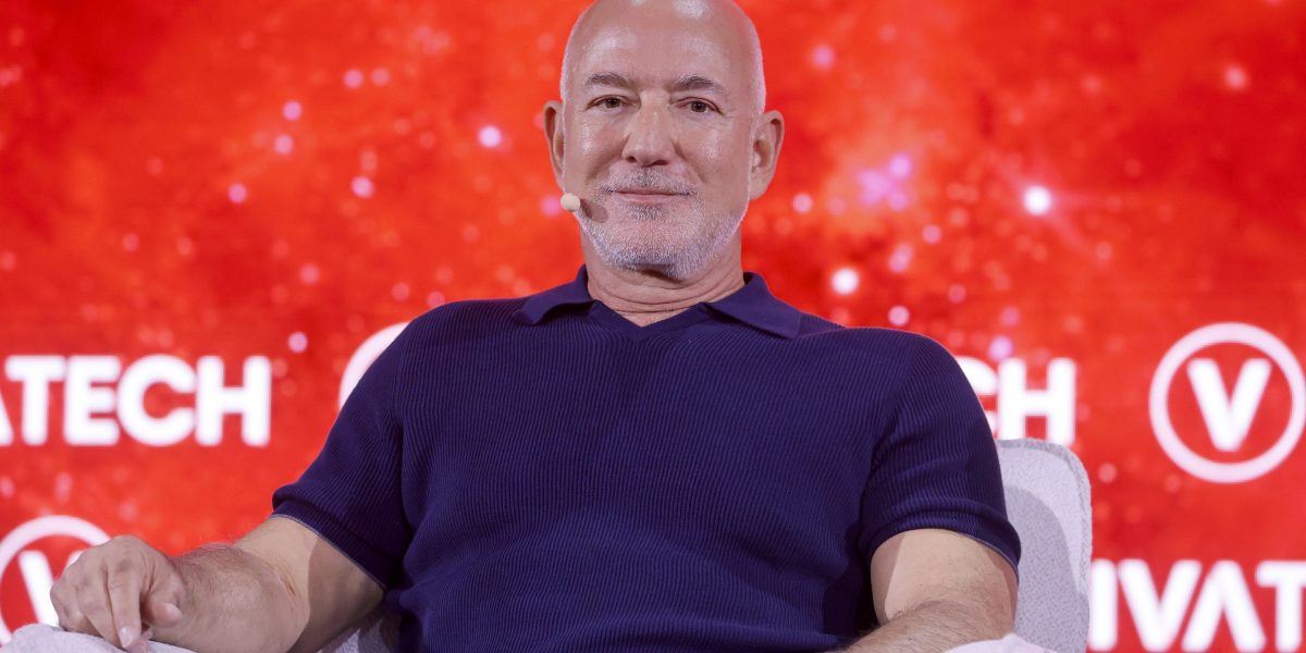 Jeff Bezos could add to the swelling ranks of American billionaires in English soccer Jeff Bezos could add to the swelling ranks of American billionaires in English soccer