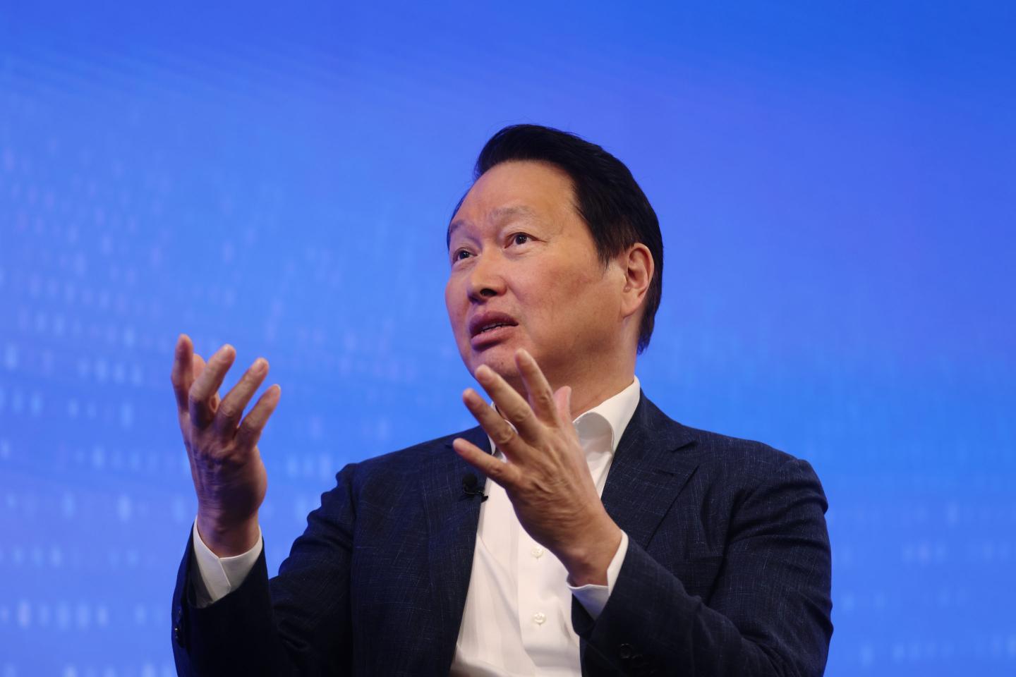 SK chair says Anthropic asked for supplies to make its own chips