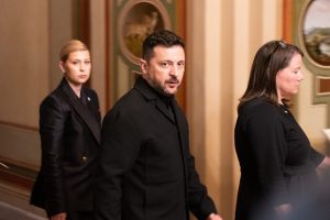 Ukraine Seeks Trump's Aid for Starlink Strikes in Russia