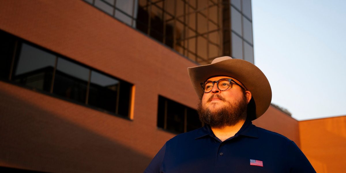 The 4-year college degree is getting a 3-year makeover, and students could save thousands