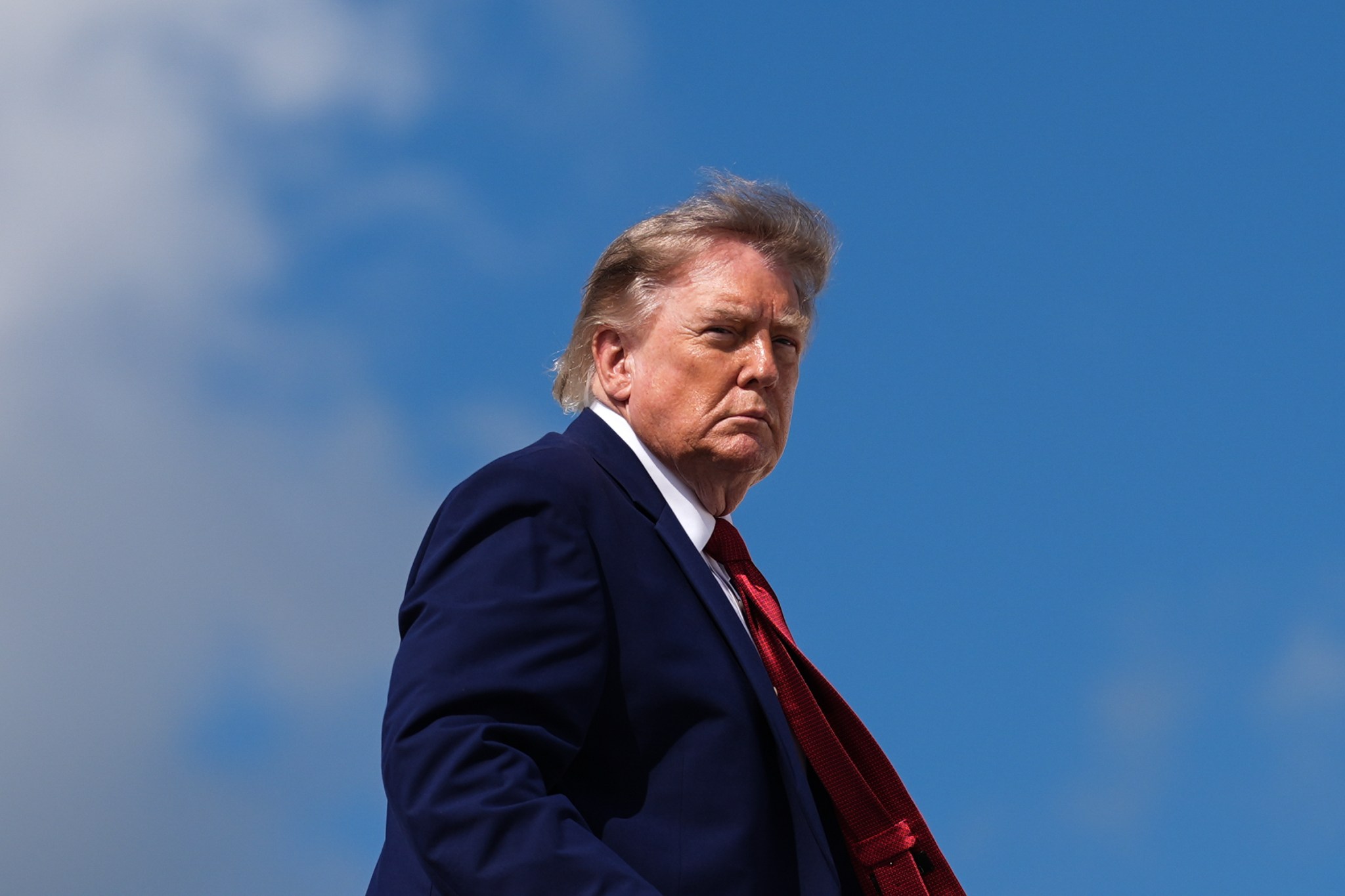 Trump embraces a political strategy of being in charge of everything but responsible for nothing when things go badly