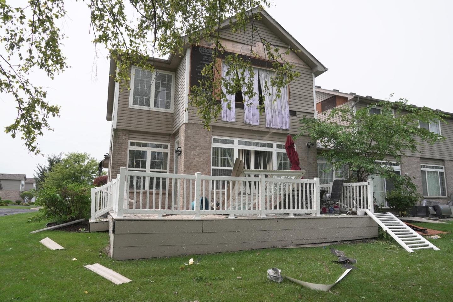 ‘We’re not built for this’: Severe weather leaves 850,000 in the Midwest without power