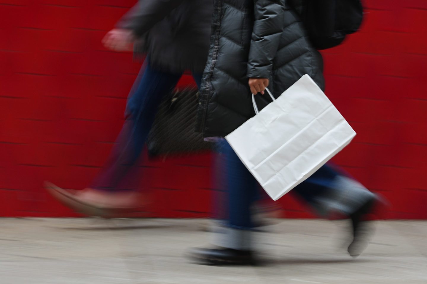 Photo of shoppers