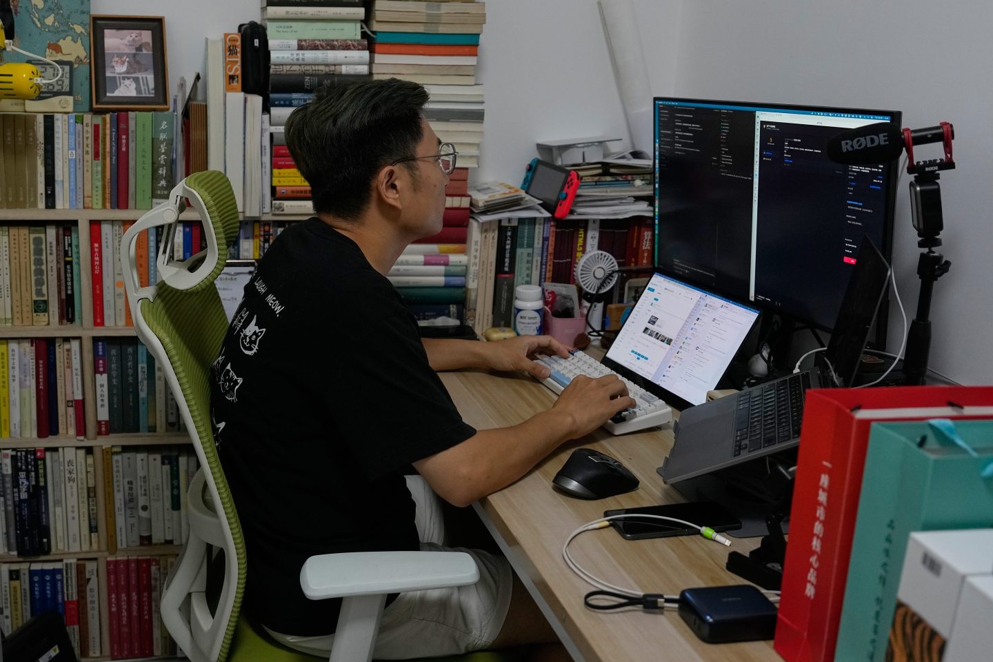 His boss asked if AI could replace human coders. Two weeks later, he and 160 colleagues were laid off in Beijing