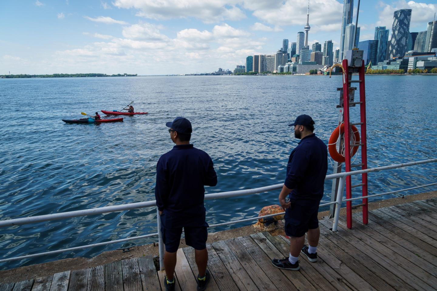 Trump officially signs executive order directing government to rename Lake Ontario as ‘Lake America’