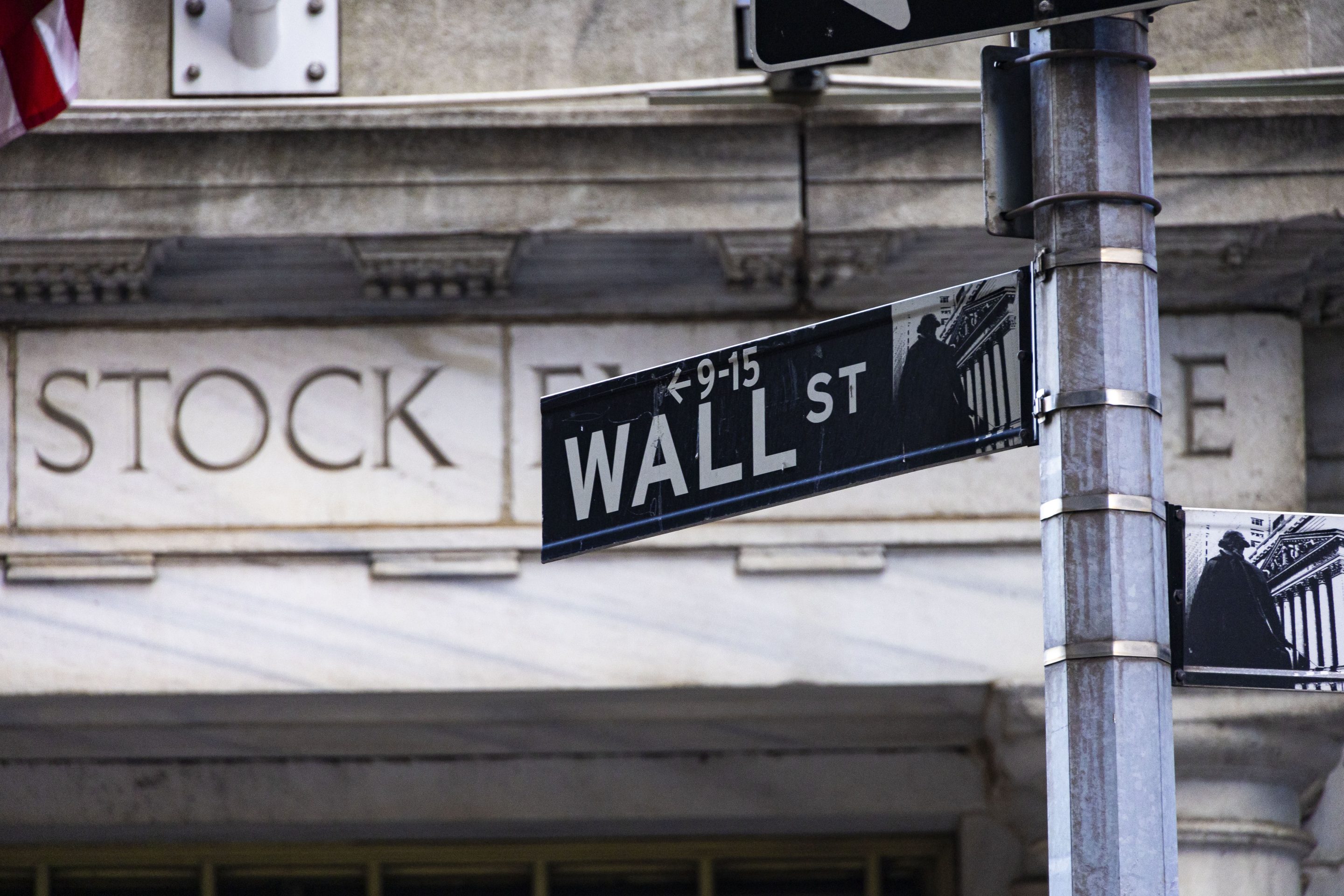 fortune.com - Bloomberg - Major hedge funds targeted in wave of attempted cyberattacks