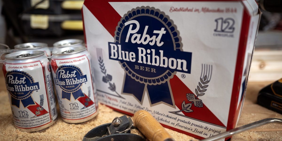 Thieves made off with 40,000 pounds of Pabst Blue Ribbon beer in California