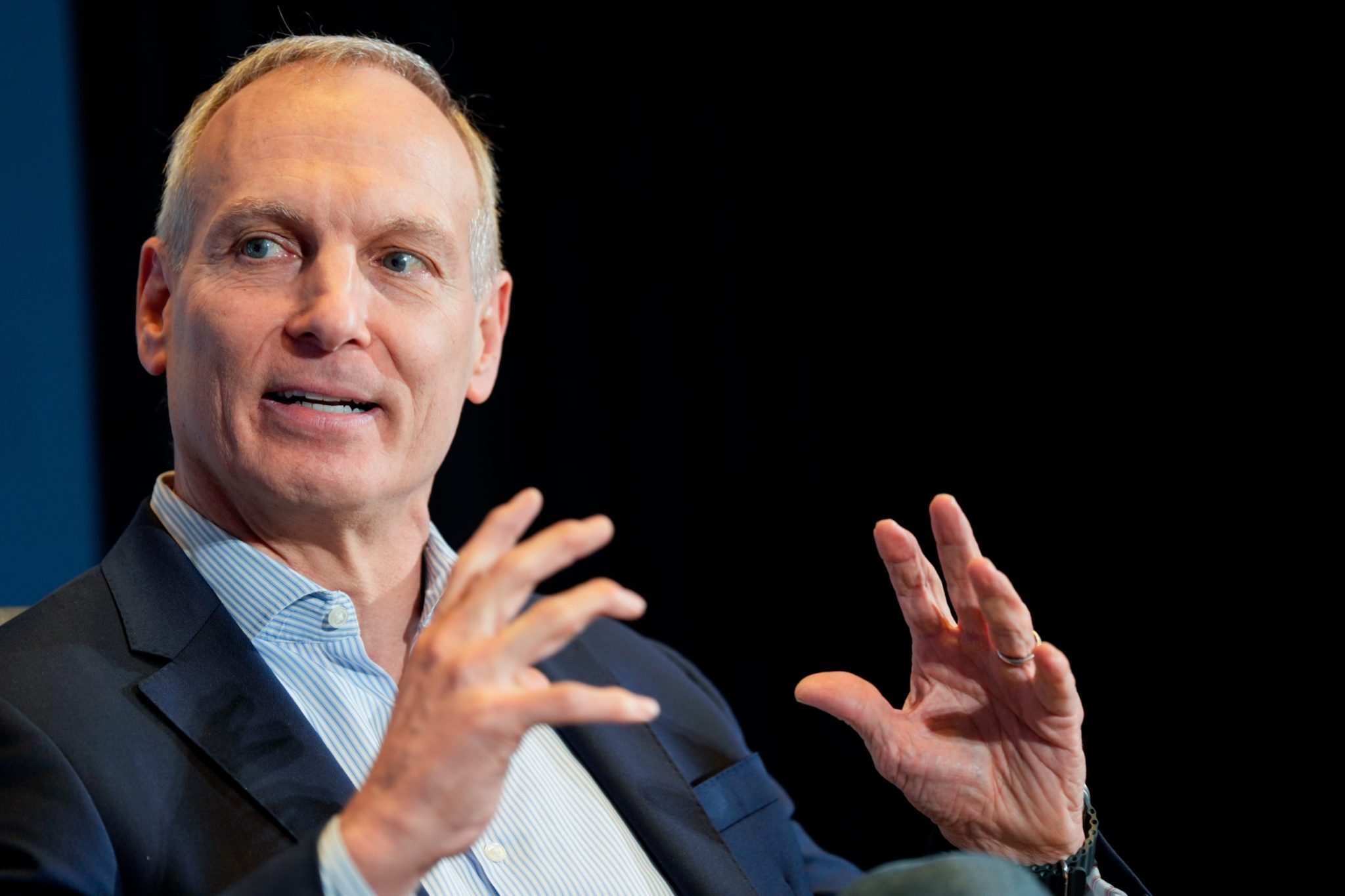 Glenn Fogel runs the world’s largest online travel business. He still personally reads customer complaints because ‘you gotta get that sh*t right’