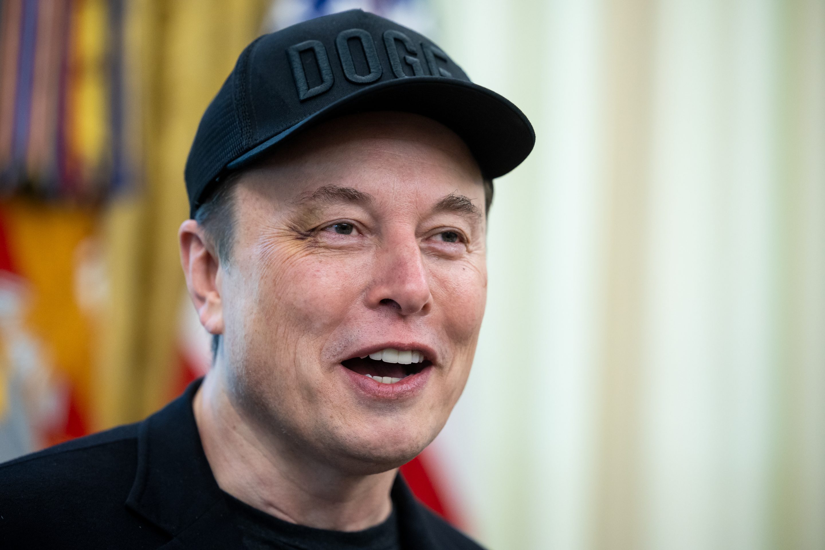 fortune.com - Amanda Gerut - Elon Musk delivers 'totally nuts' plans for moon robots and insists $1 trillion revenue target will hit but capex tanks SpaceX on debut earnings