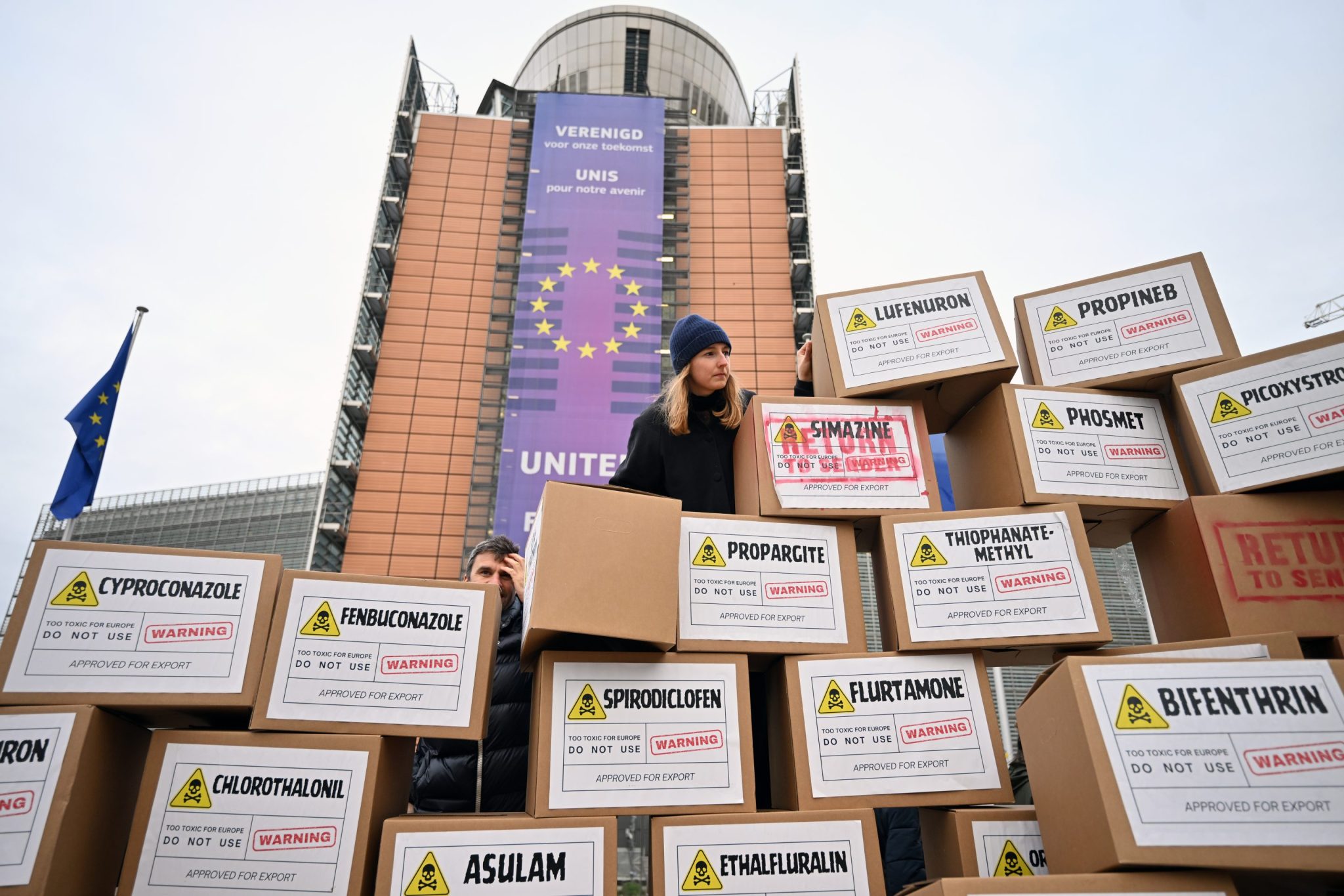 EU study warns pesticide import curbs risk lifting food prices