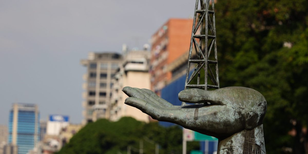 U.S. Gains Stake in Venezuelan Oil Venture U.S. Gains Stake in Venezuelan Oil Venture