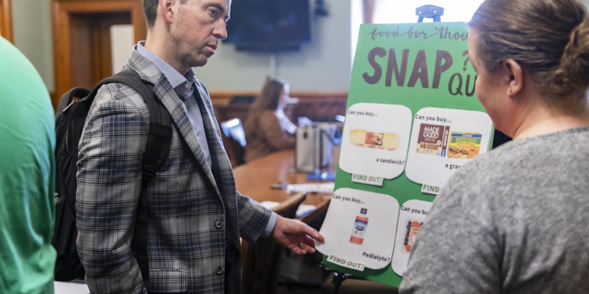Food stamp enrollment plunges as Trump&rsquo;s demand for more paperwork pushes poor people off the rolls