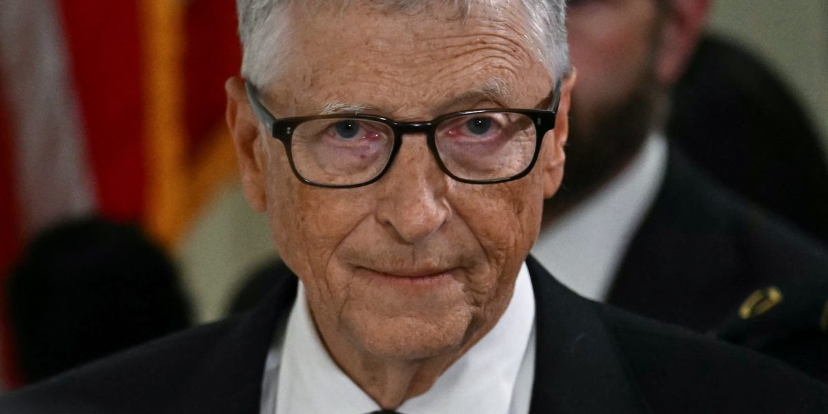Bill Gates Warns of AI Job Losses and Urges New Labor Protections - News Directory 3