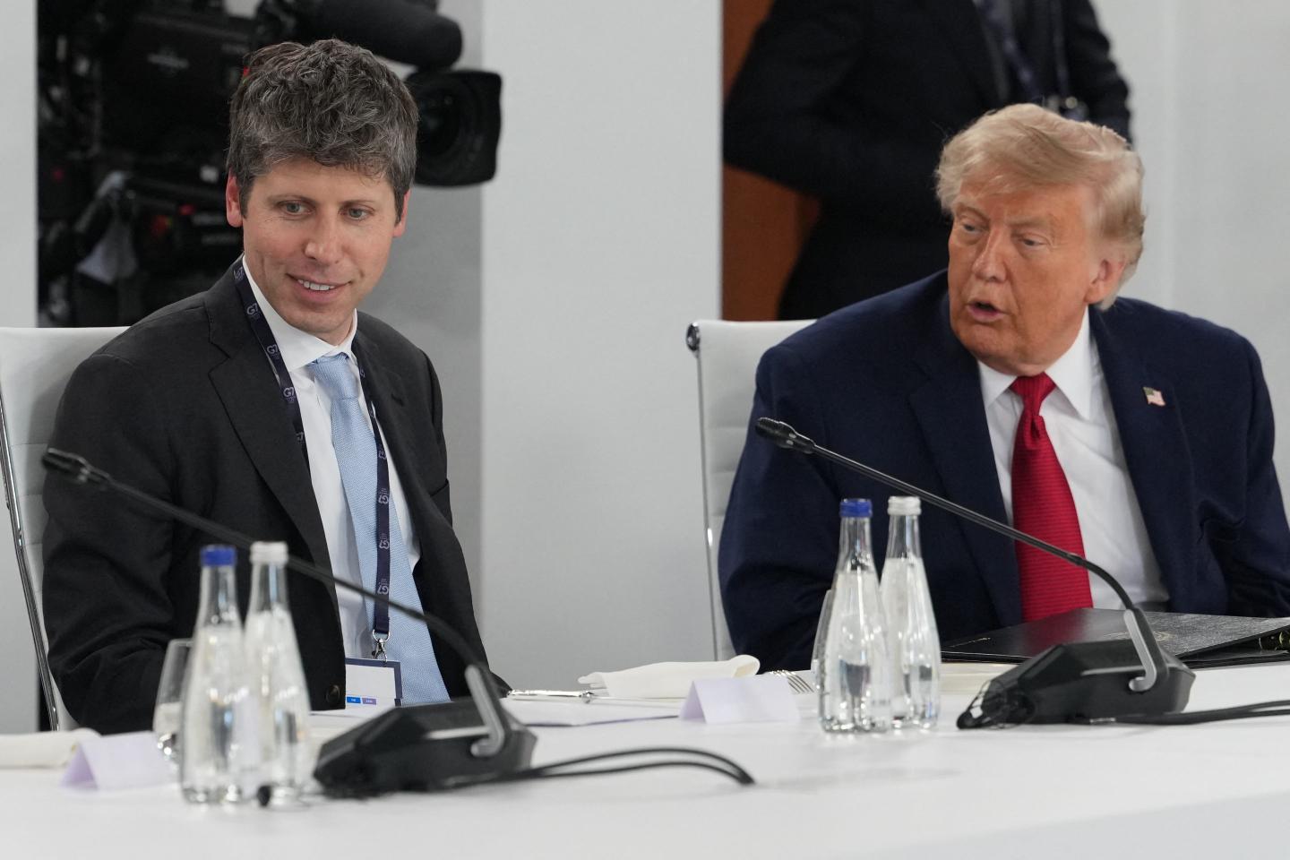 Trump meets AI giants, Senate Dems decry ‘unpredictable’ governance—and cheap Chinese AI looms as giant security risk