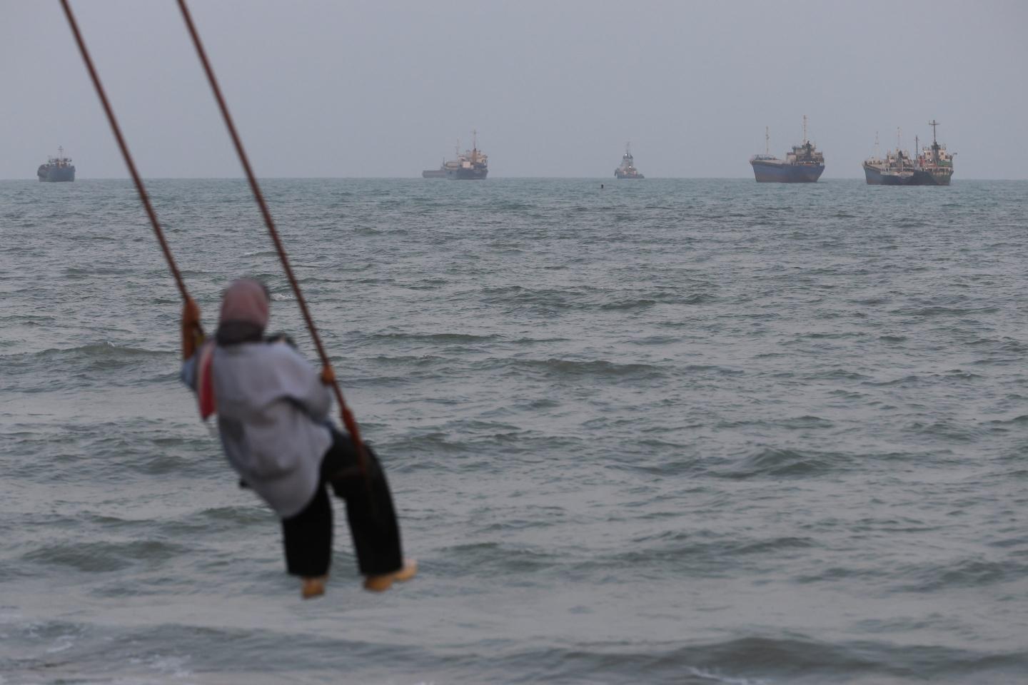 Iran wants a mafia-style ‘protection’ toll on the Strait of Hormuz, but the eye-popping $20 billion per year haul is a pipe dream