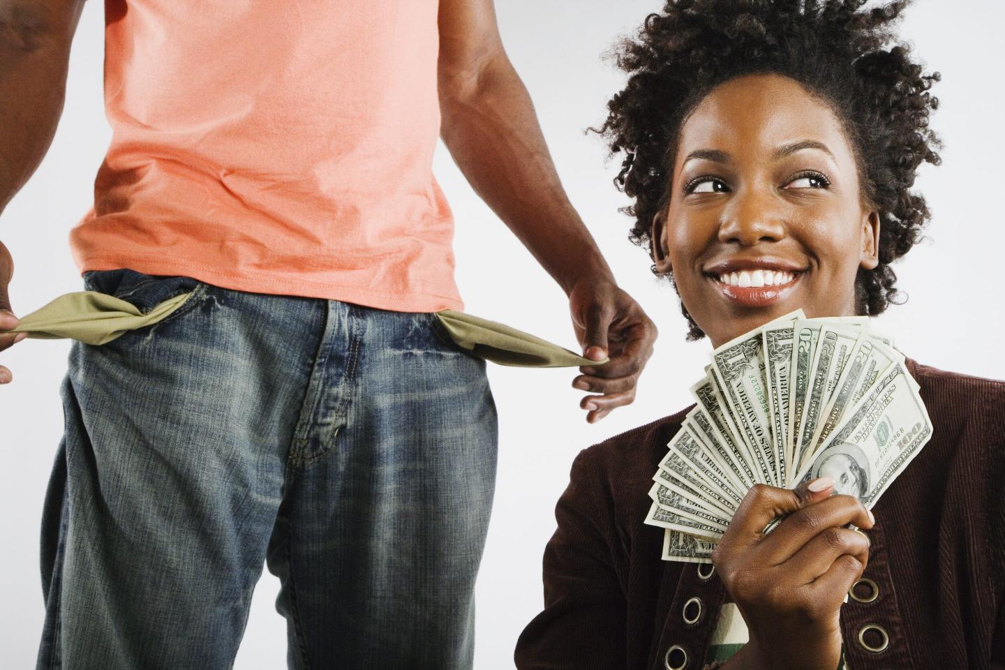 In this economy, millennials and Gen Z would rather break up than date someone in debt: ‘There’s a pretty big divide’