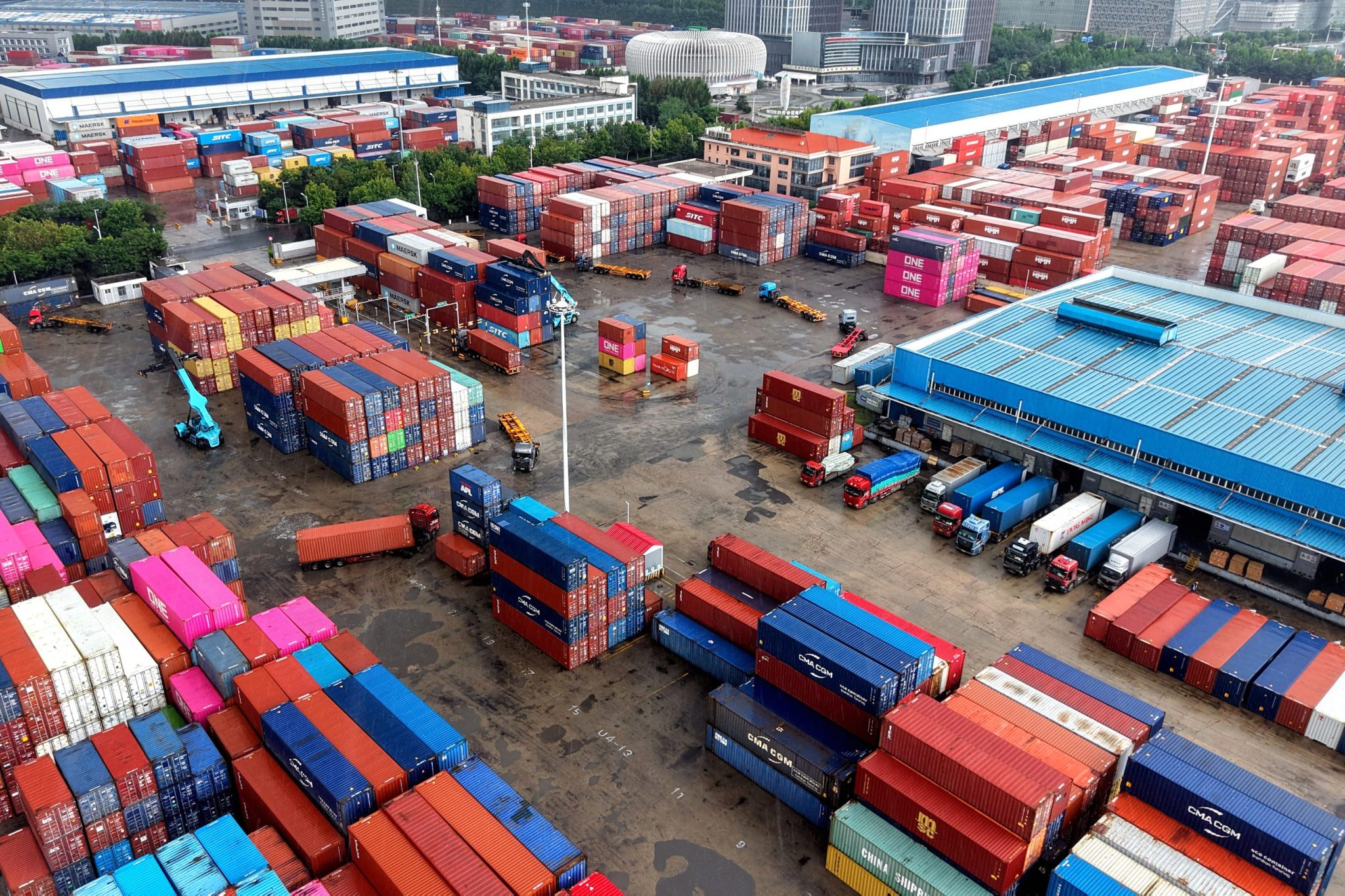 China on pace for ‘new record-high trade surplus’ this year as exports jump 25%—part of its efforts to become a ‘major player in AI infrastructure’